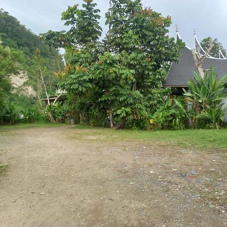 Canyon Jungle Stay Bukittinggi Eksteriør bilde