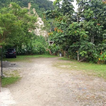 Canyon Jungle Stay Bukittinggi Eksteriør bilde