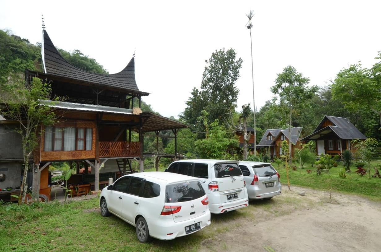 Canyon Jungle Stay Bukittinggi Eksteriør bilde