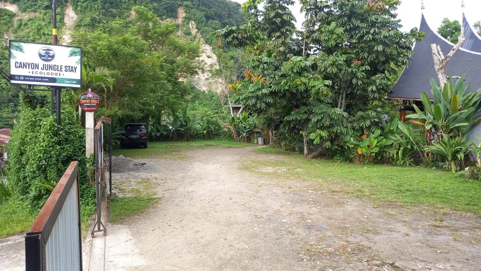 Canyon Jungle Stay Bukittinggi Eksteriør bilde